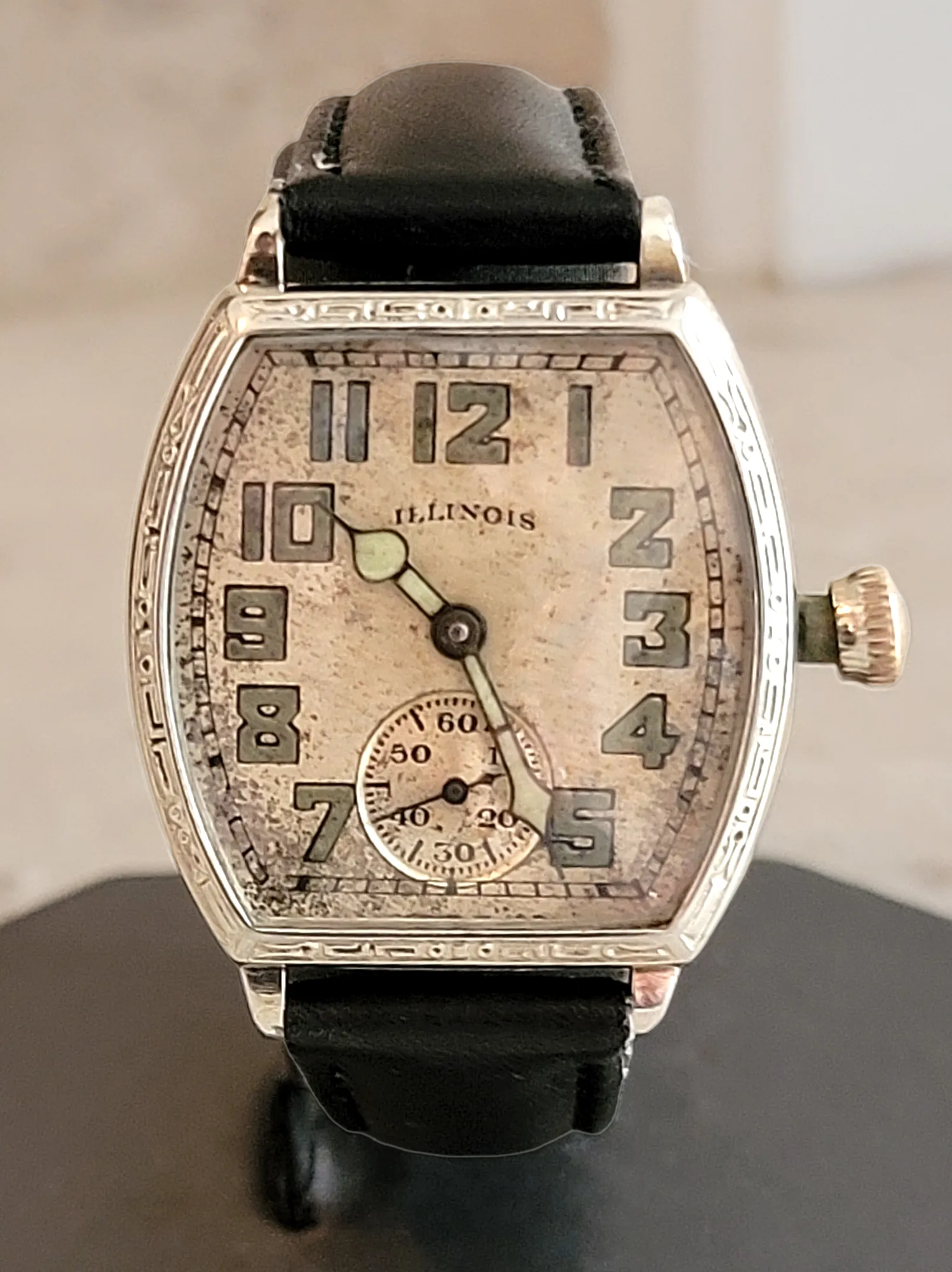 1930 ILLINOIS Whippet / Tonneau Watch 17 Jewels Cal. 307 Art Deco Engraved U.S.A.