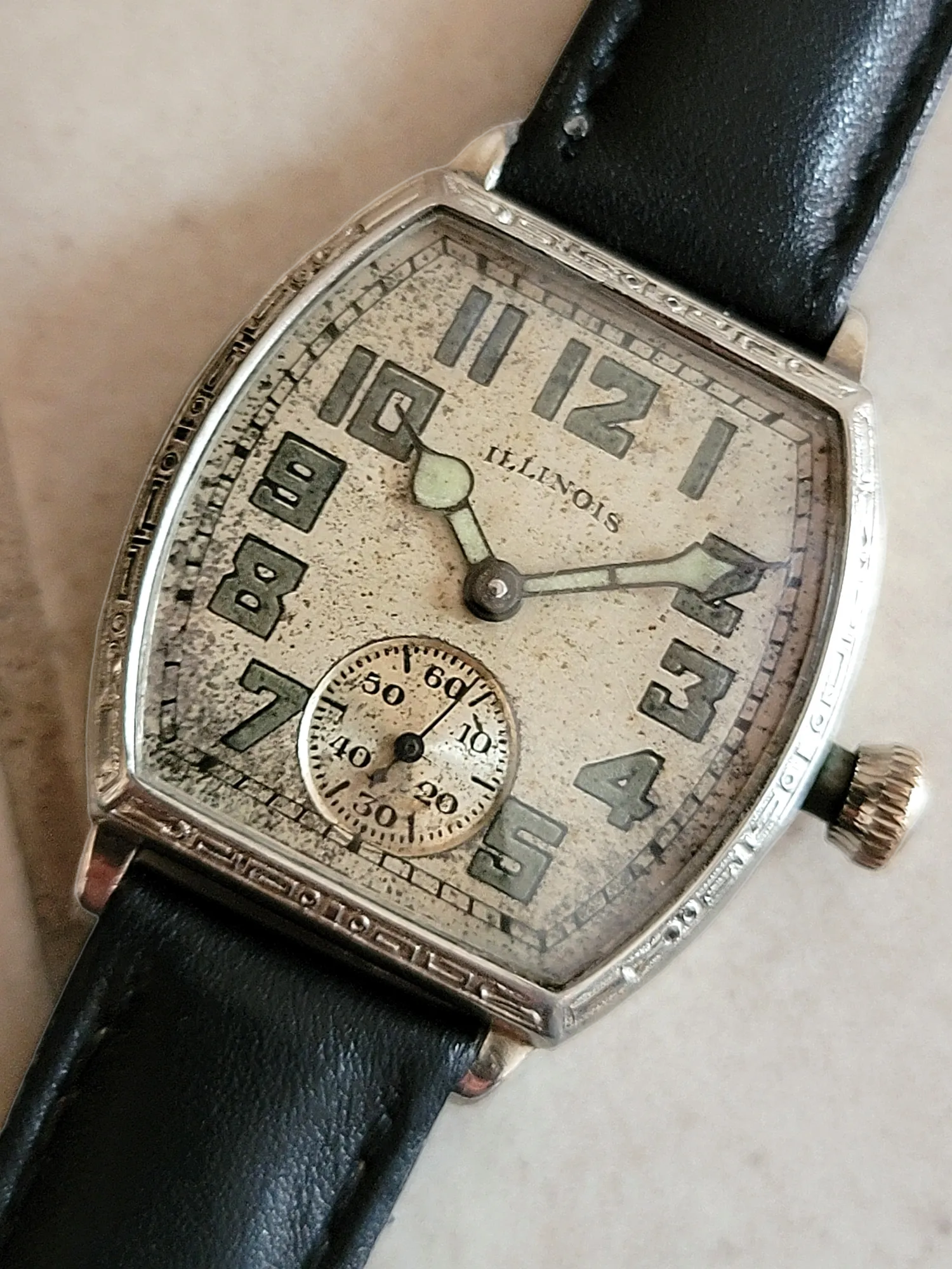1930 ILLINOIS Whippet / Tonneau Watch 17 Jewels Cal. 307 Art Deco Engraved U.S.A.