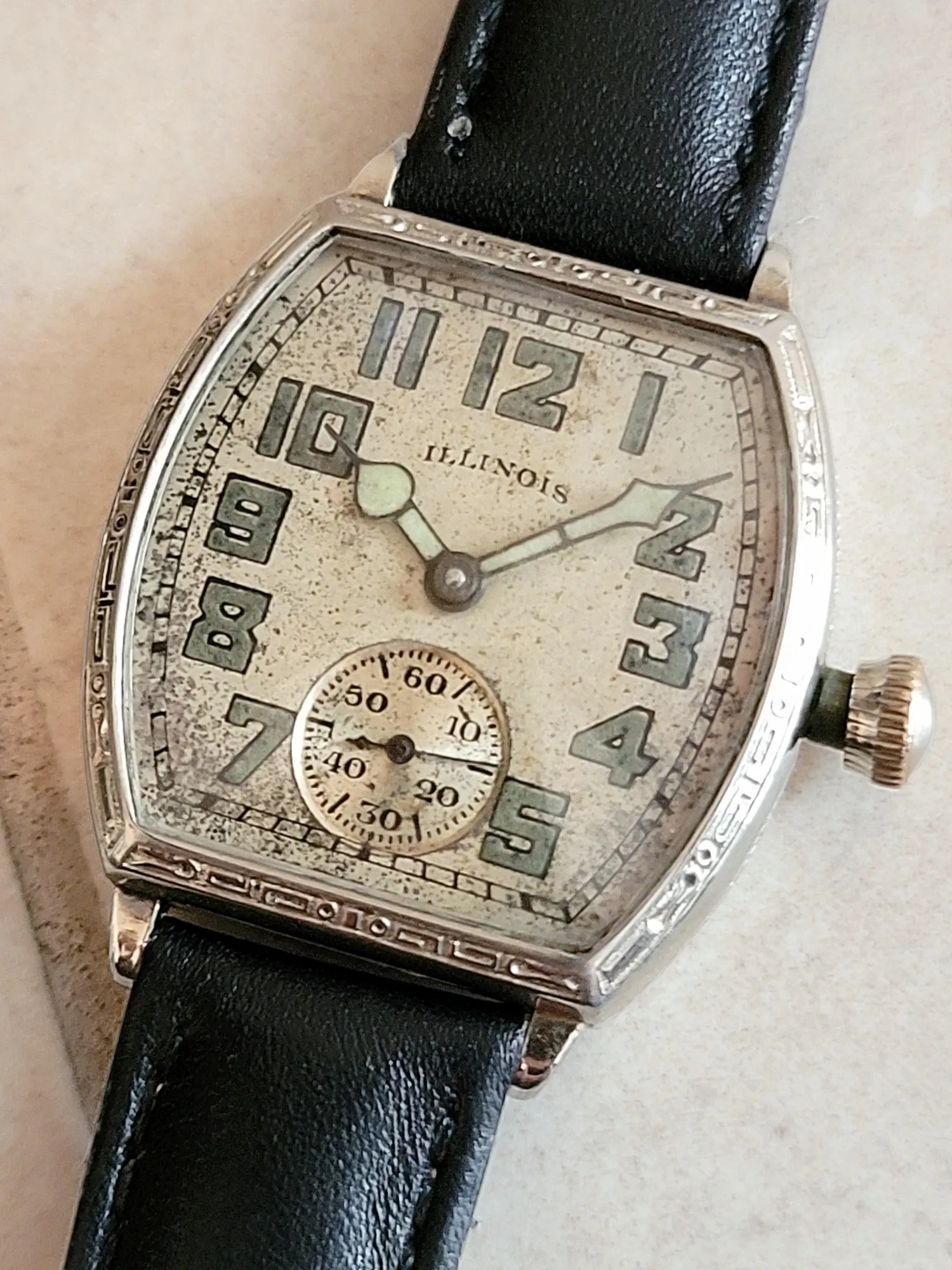 1930 ILLINOIS Whippet / Tonneau Watch 17 Jewels Cal. 307 Art Deco Engraved U.S.A.
