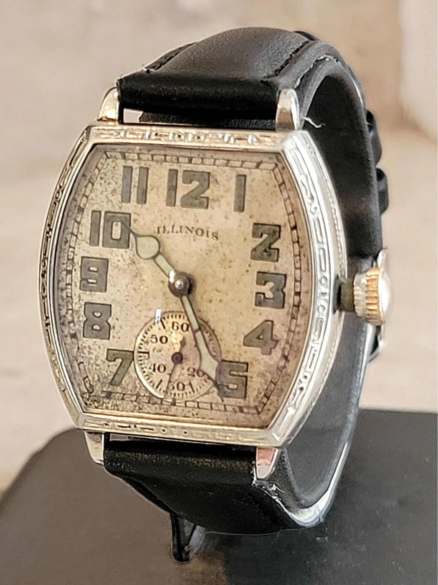 1930 ILLINOIS Whippet / Tonneau Watch 17 Jewels Cal. 307 Art Deco Engraved U.S.A.