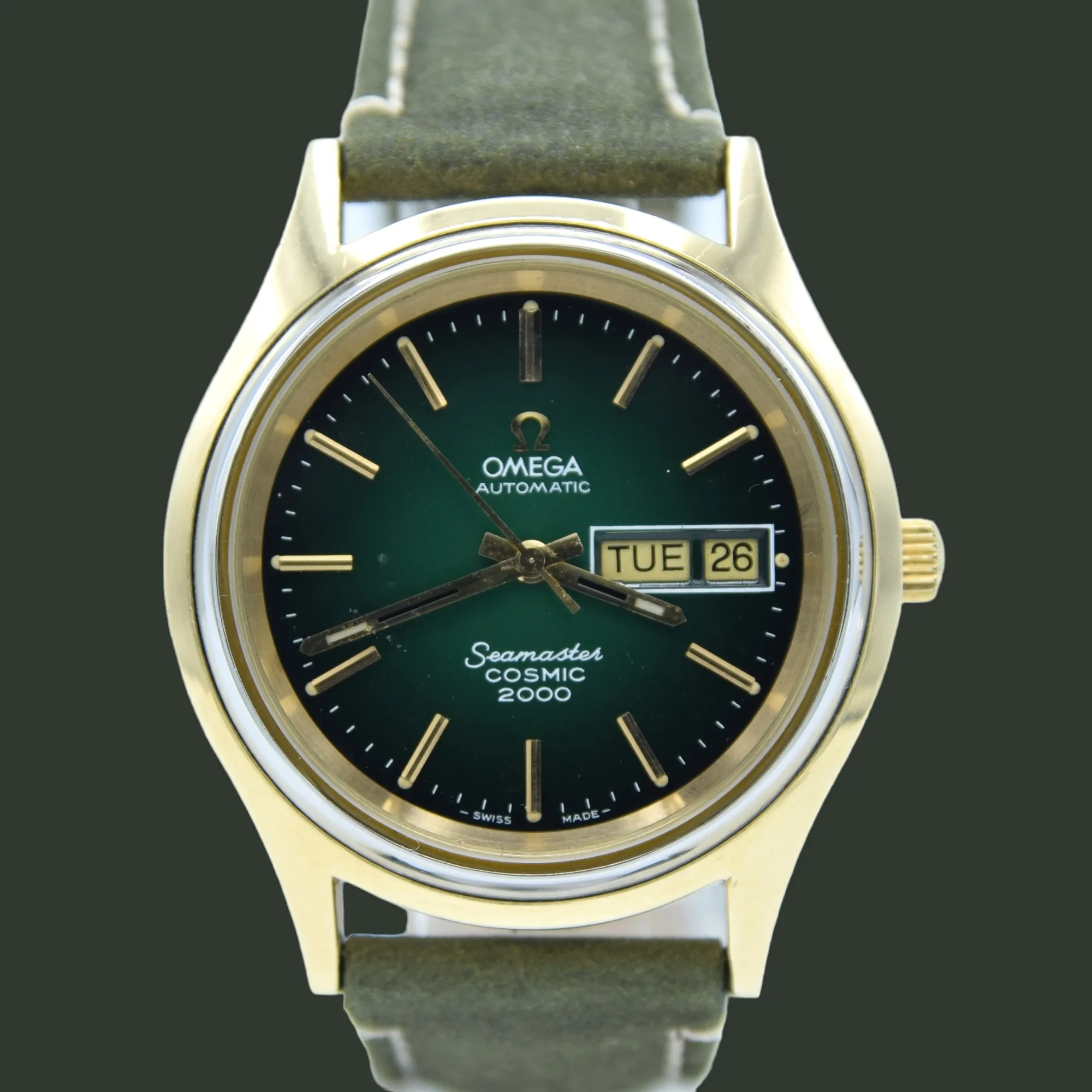 1977 Omega Rare Large Cosmic 2000 Fumé Emerald Green Automatic Day/Date Model 166.129