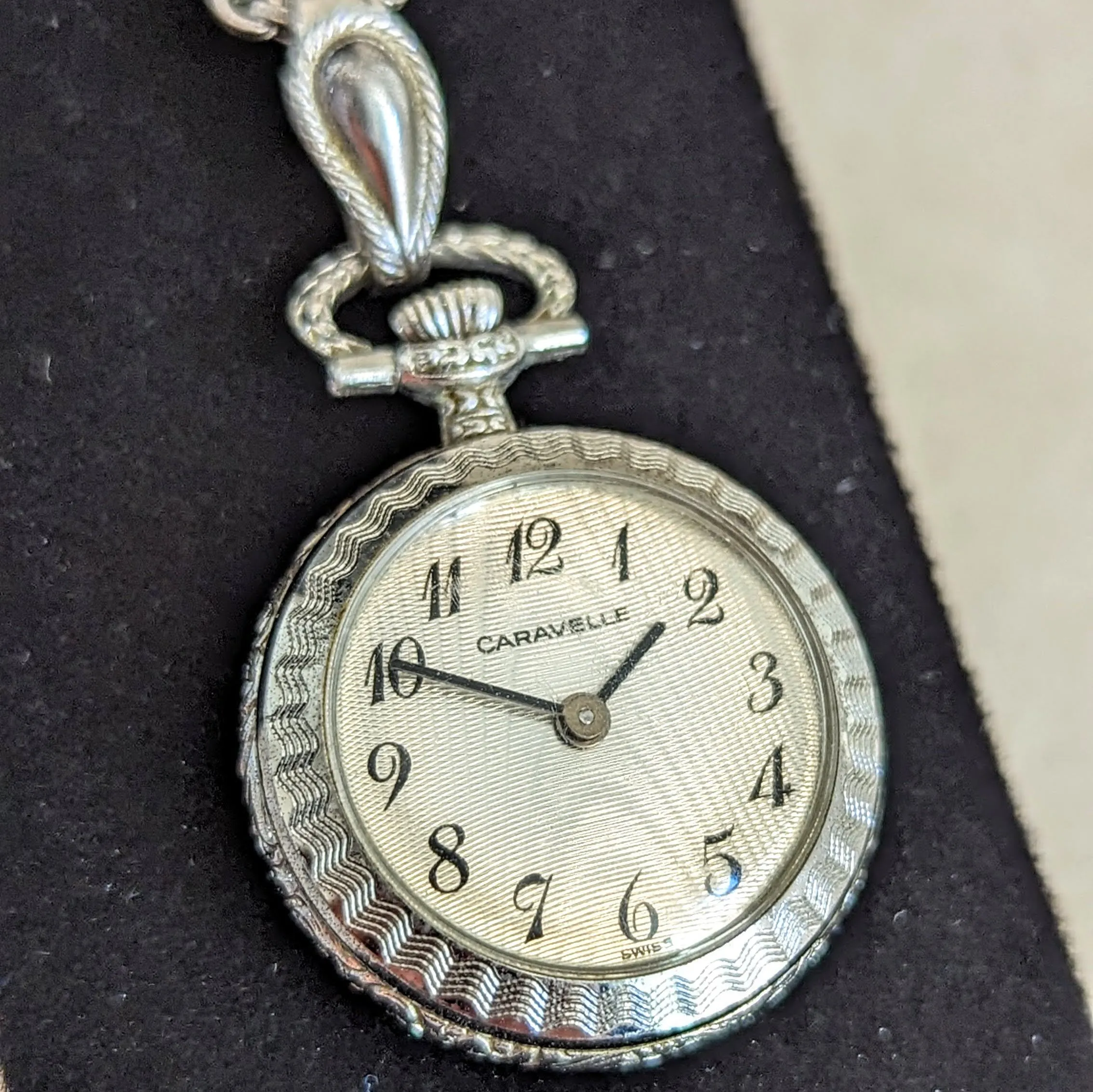 1978 CARAVELLE by Bulova Pendent Ladies Wristwatch 7 Jewels Vintage Swiss Watch