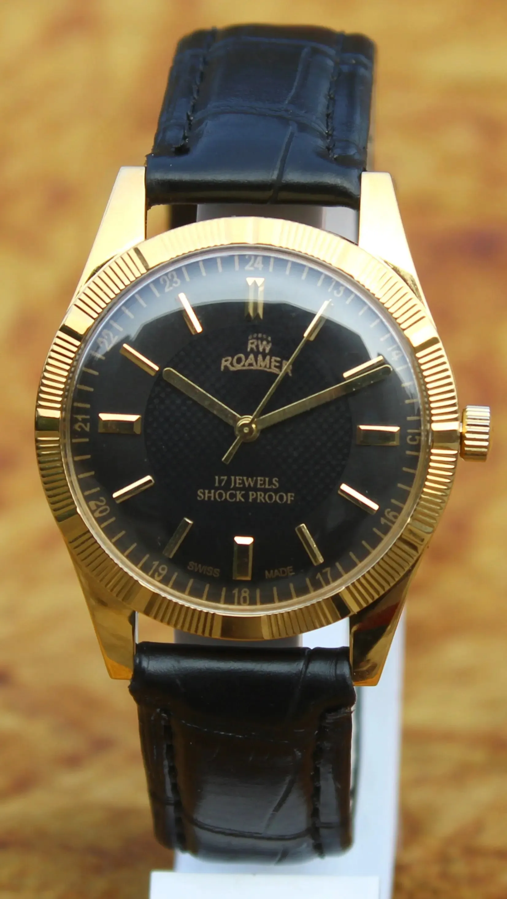 Antique Vintage Roamer ST96 17 Jewels Mechanical Hand Winding Wristwatch
