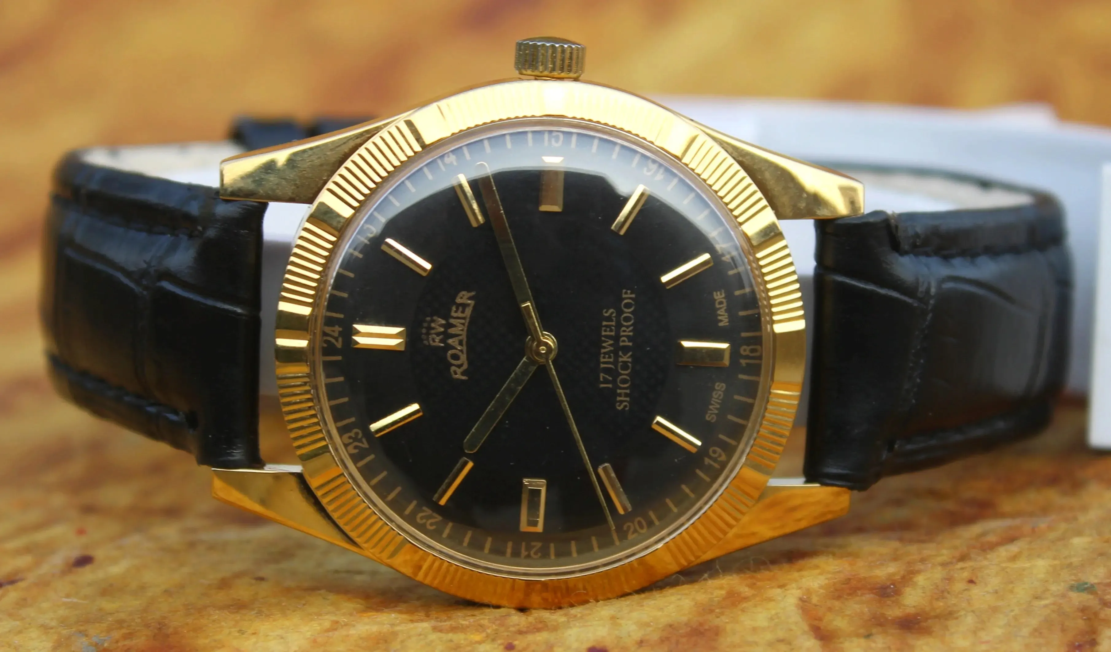 Antique Vintage Roamer ST96 17 Jewels Mechanical Hand Winding Wristwatch