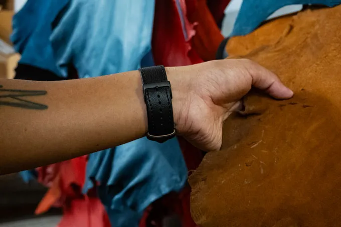 Chèvre Leather Apple Watch Bands