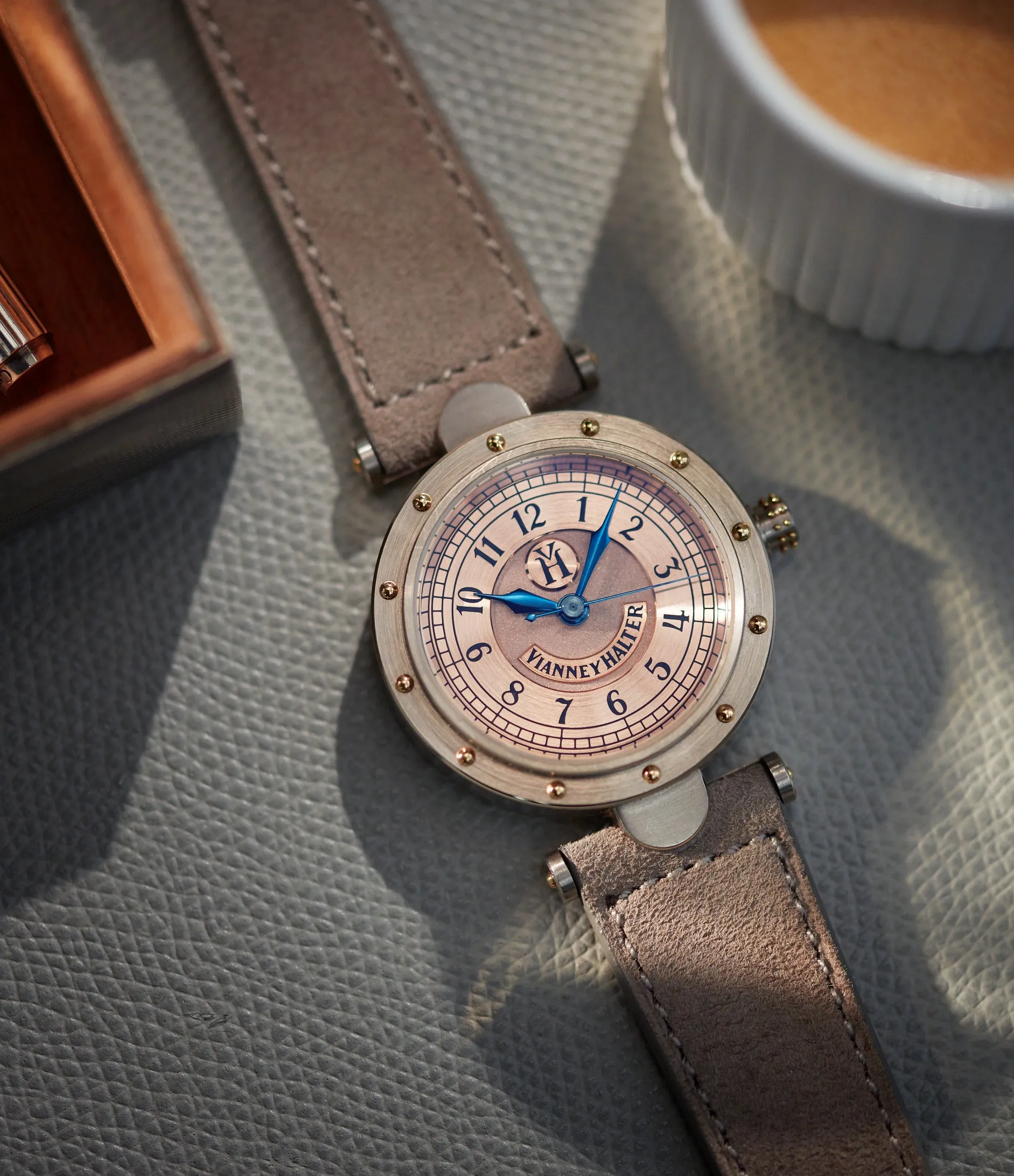 Classic | White Gold