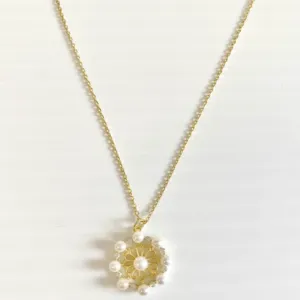 Fashion Accessories - Gold Flower Pearl Necklace