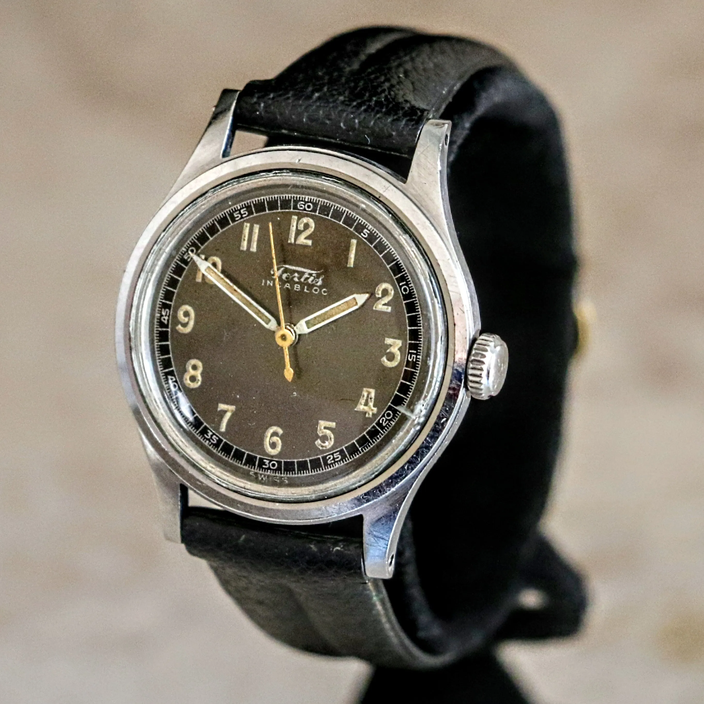 FORTIS WWII Military Wristwatch 17 Jewels Ref. 4097 All Stainless-Steel Watch