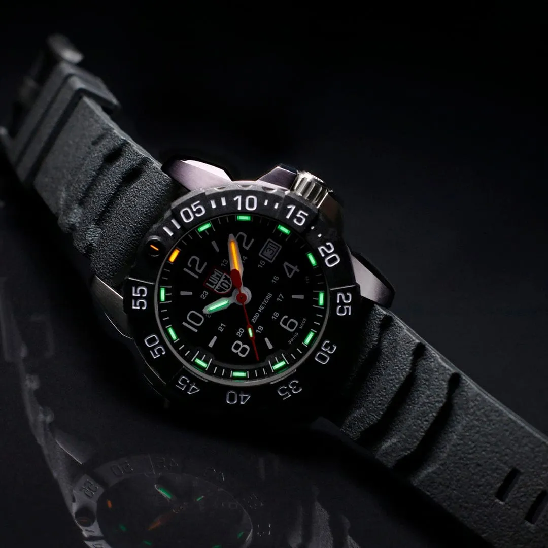 Luminox Navy Seal STEEL MILITARY DIVER XS.3251.CB