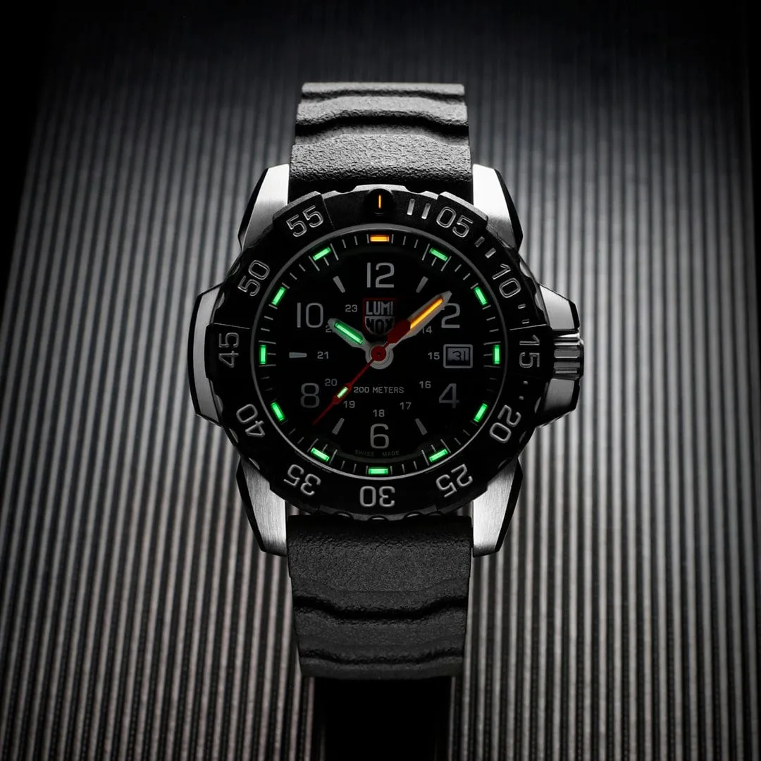 Luminox Navy Seal STEEL MILITARY DIVER XS.3251.CB