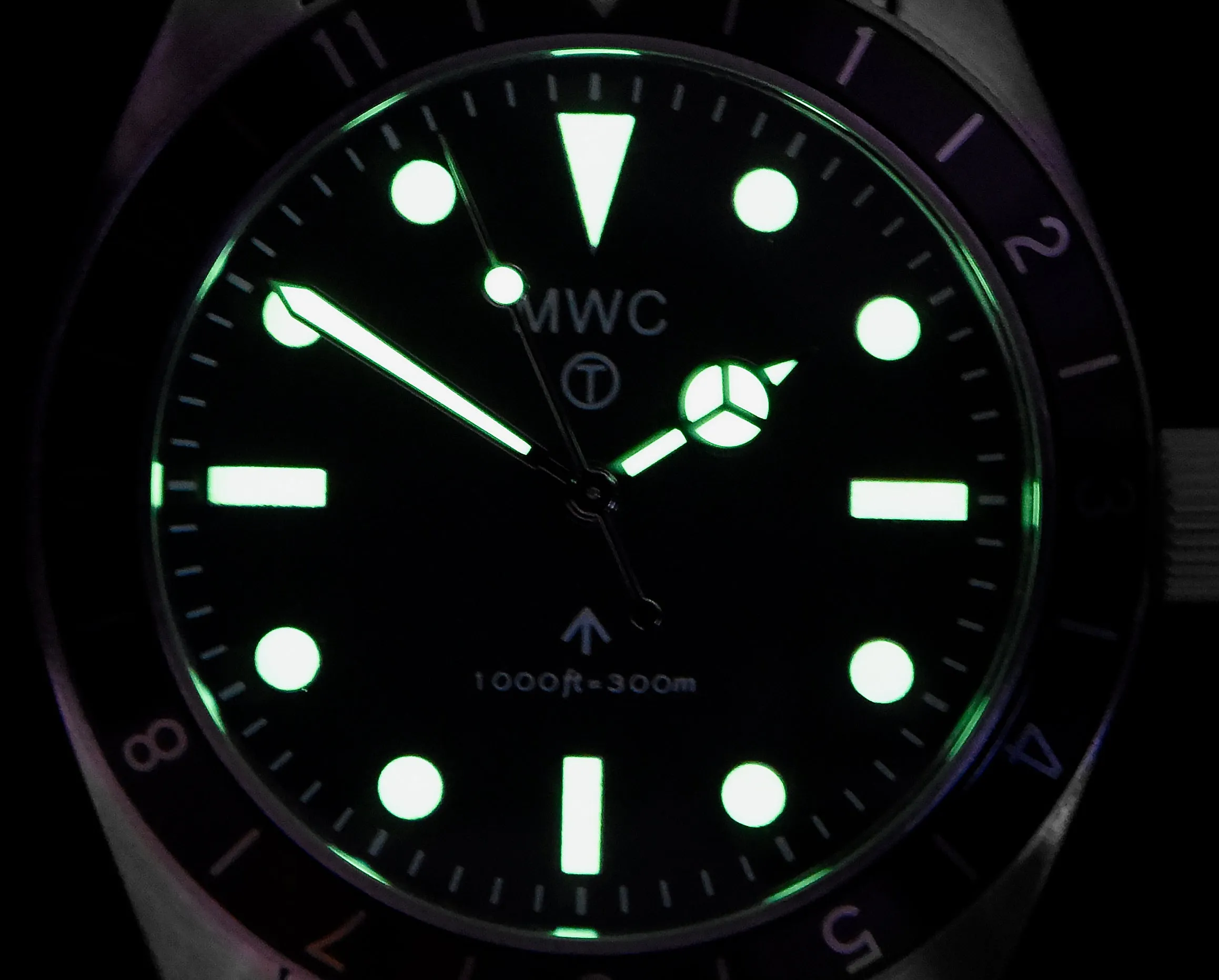 MWC Classic 1960s Pattern Dual Time Zone Automatic Divers Watch with Retro Luminova Paint and Sapphire Crystal