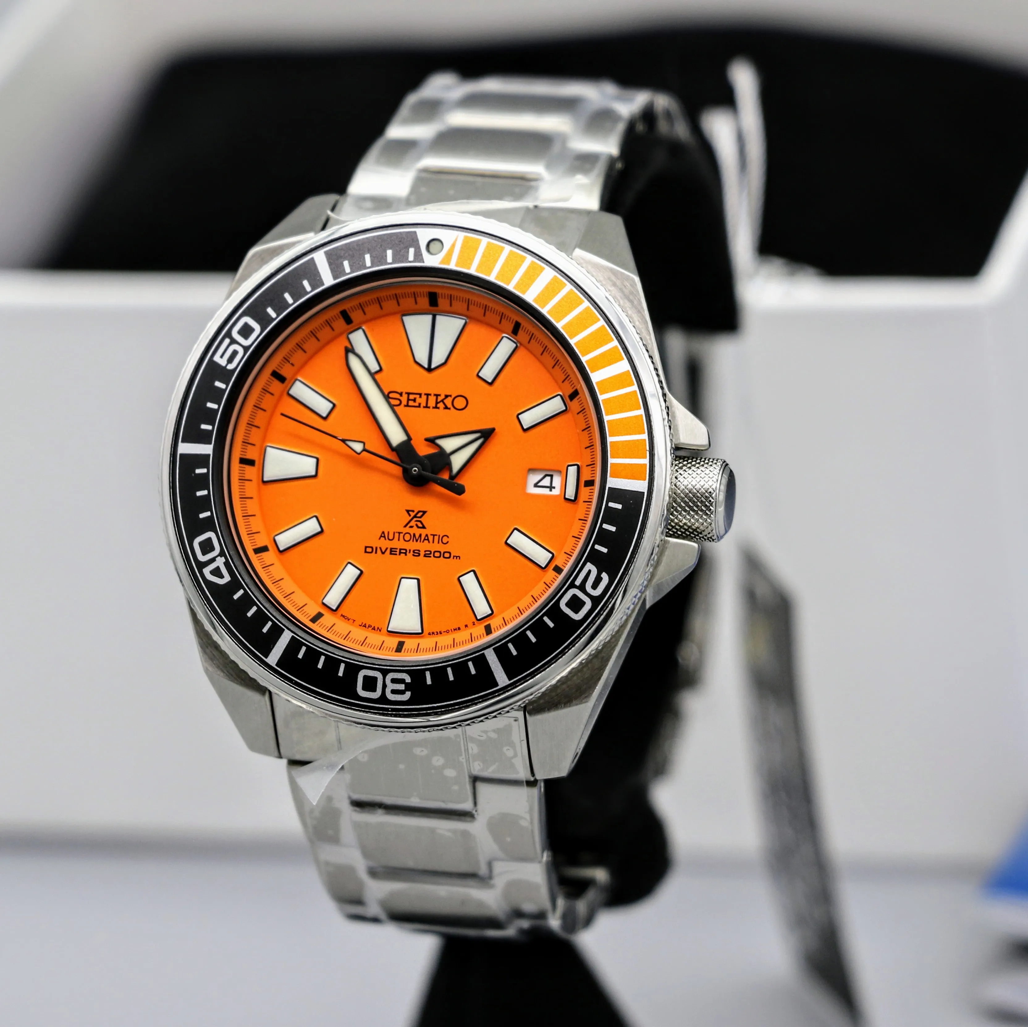 NEW W/ BOX & PAPERS SEIKO Prospex Automatic Diver's Wristwatch DISCONTINUED Cal. 4R35 23J