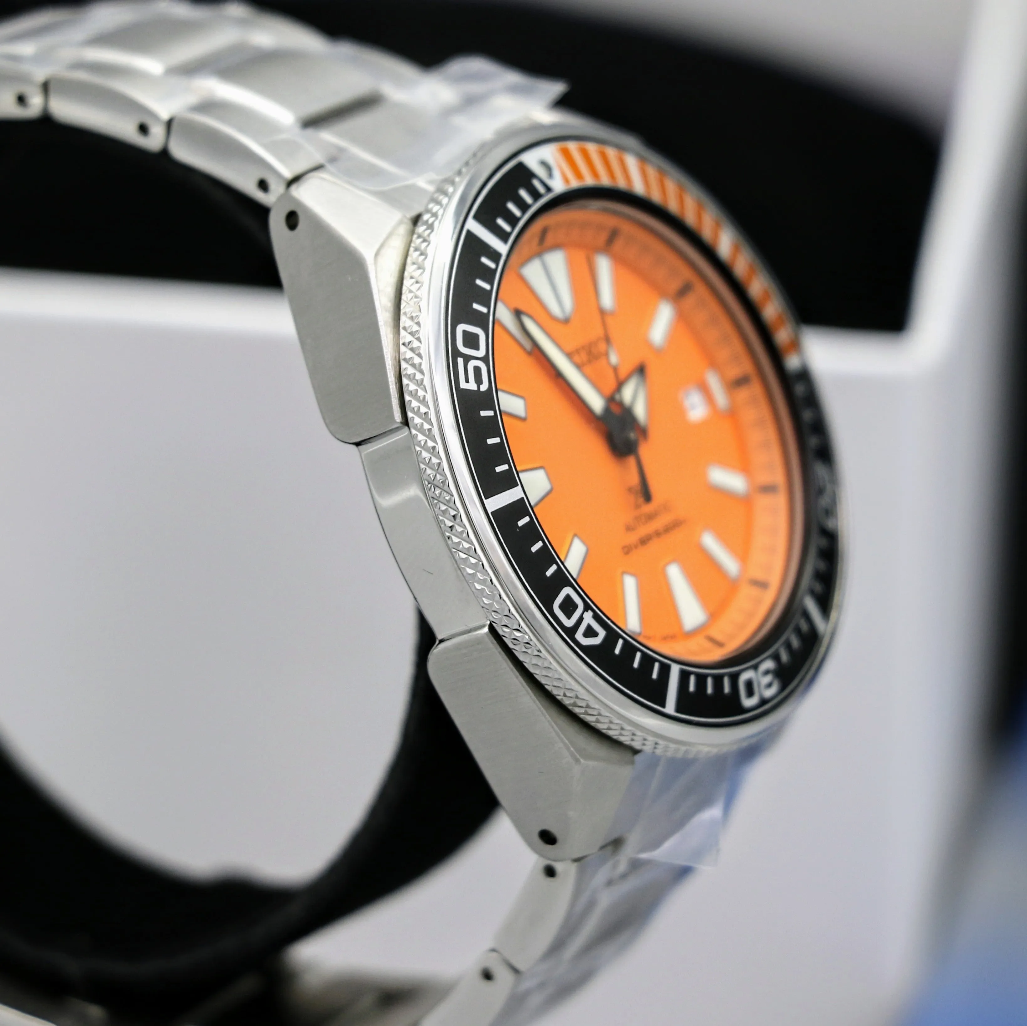 NEW W/ BOX & PAPERS SEIKO Prospex Automatic Diver's Wristwatch DISCONTINUED Cal. 4R35 23J