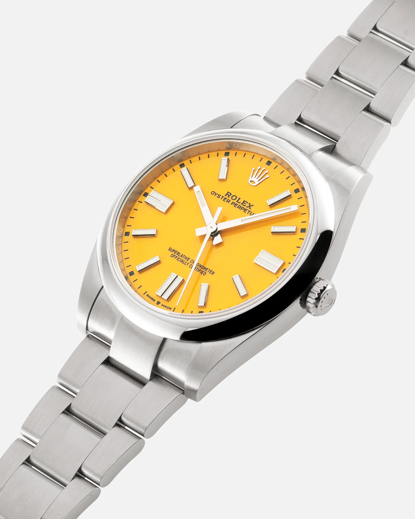 Rolex Oyster Perpetual 41 124300 Yellow