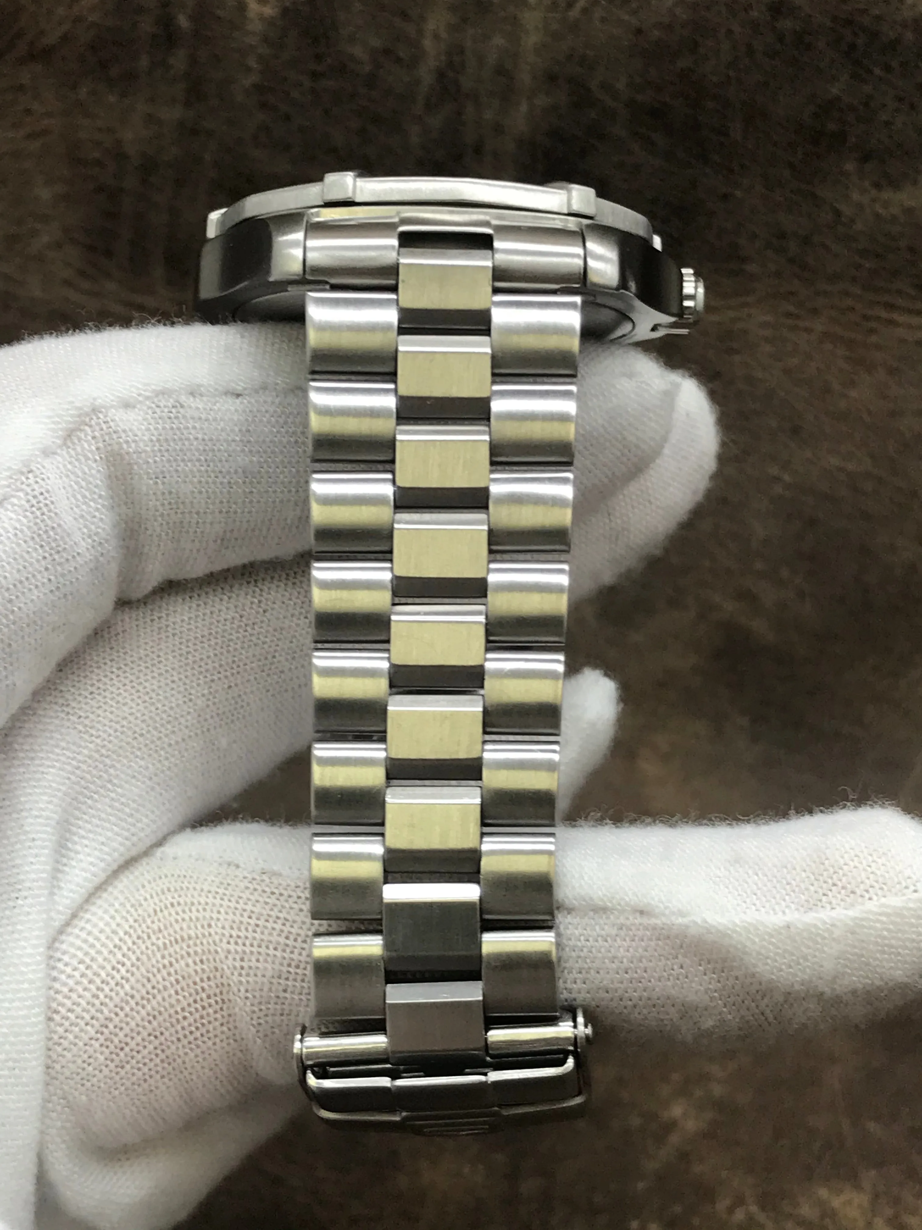 TAG Heuer Series 2000 WK1110-0 Black Dial Quartz Watch