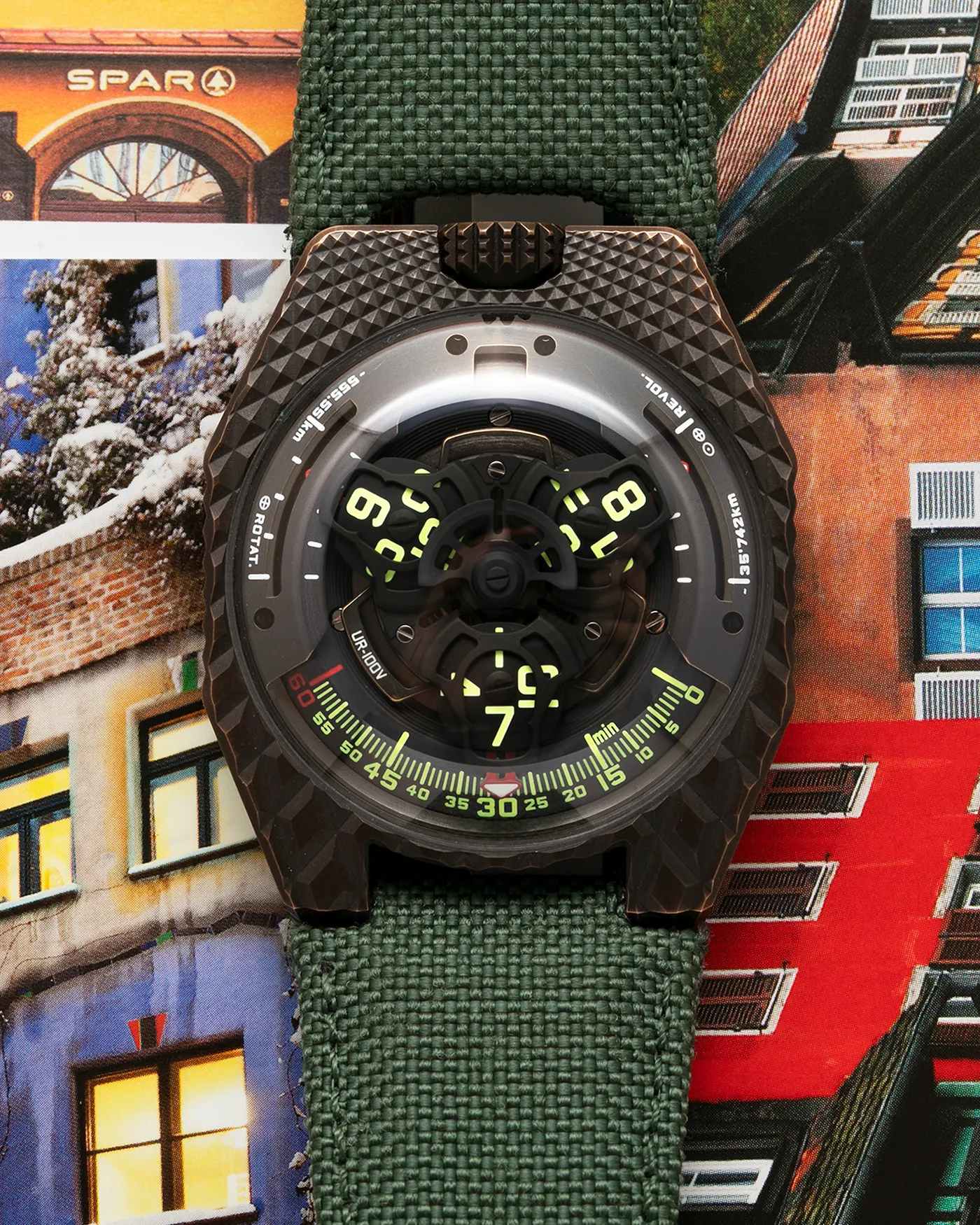 Urwerk UR100 T-Rex