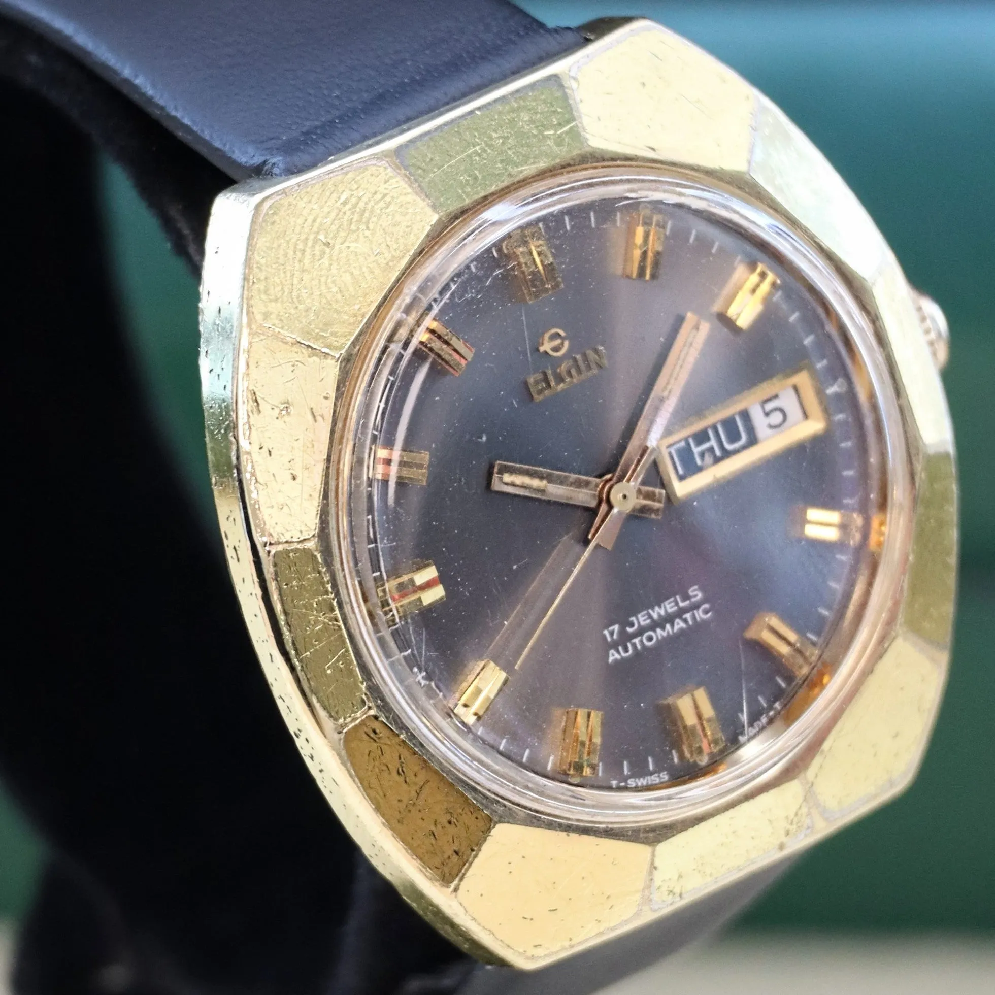 Vintage ELGIN 17 Jewels Automatic Watch Cal. FHF 909 Day/Date Incabloc Swiss Made Wristwatch