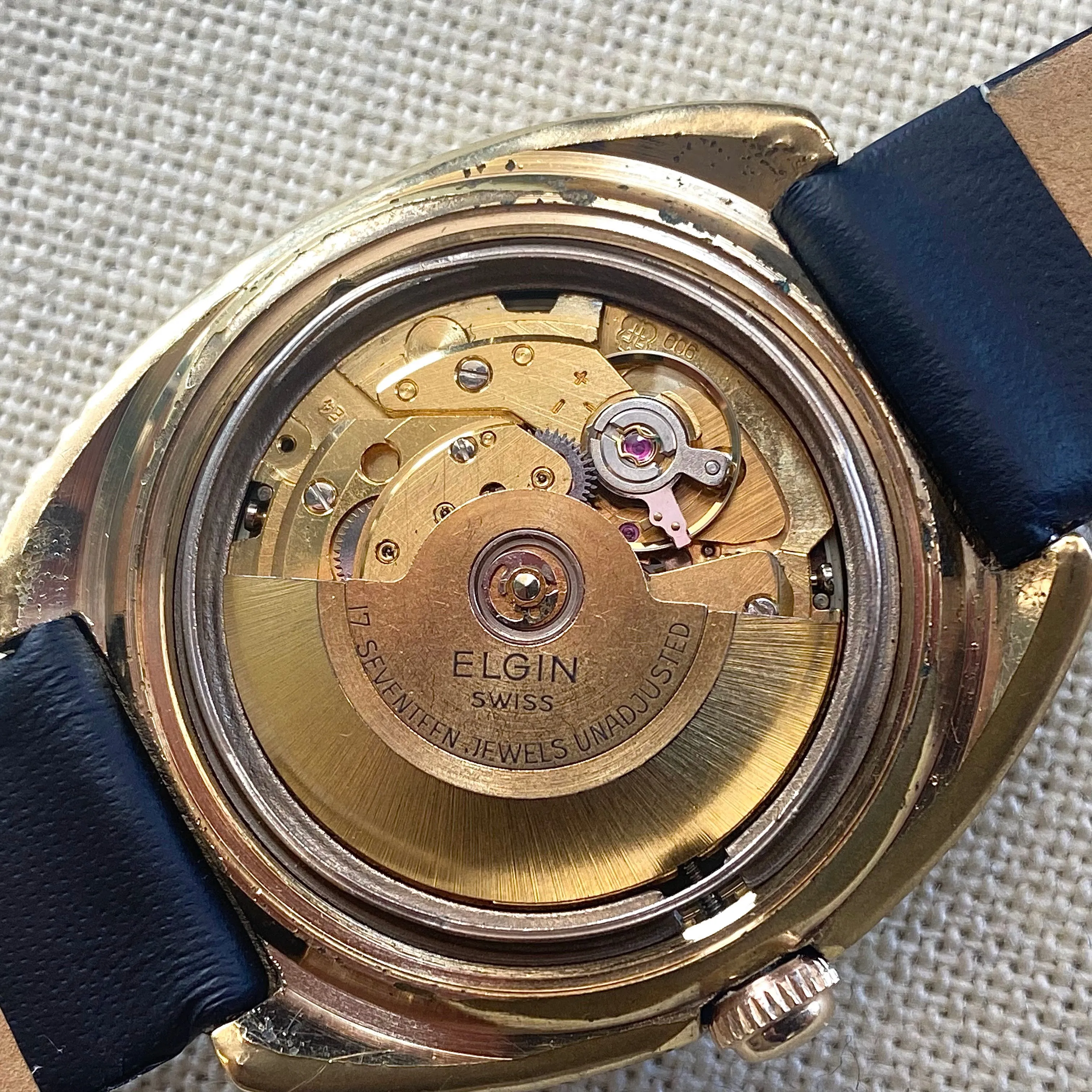 Vintage ELGIN 17 Jewels Automatic Watch Cal. FHF 909 Day/Date Incabloc Swiss Made Wristwatch