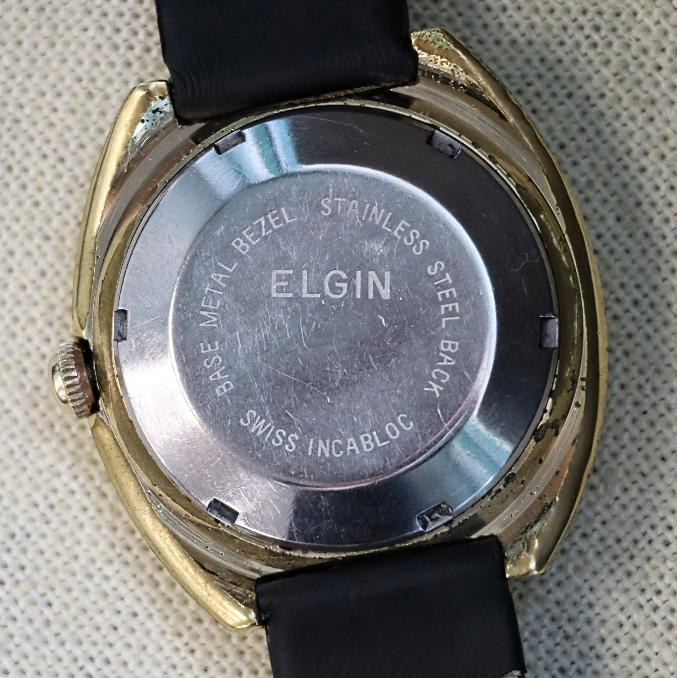 Vintage ELGIN 17 Jewels Automatic Watch Cal. FHF 909 Day/Date Incabloc Swiss Made Wristwatch