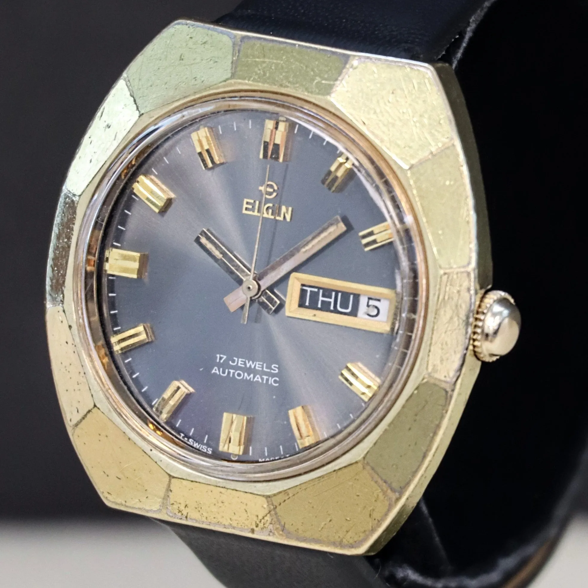 Vintage ELGIN 17 Jewels Automatic Watch Cal. FHF 909 Day/Date Incabloc Swiss Made Wristwatch