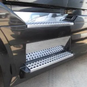 Volvo VN Models Front Kick Pan
